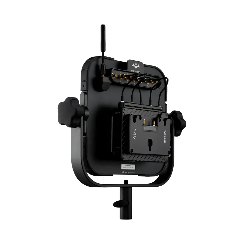 11-0888-G-AntennaArrayforBolt4K_Bolt6-GoldMount-ThreeQuartersBack-RXInstalled.webp