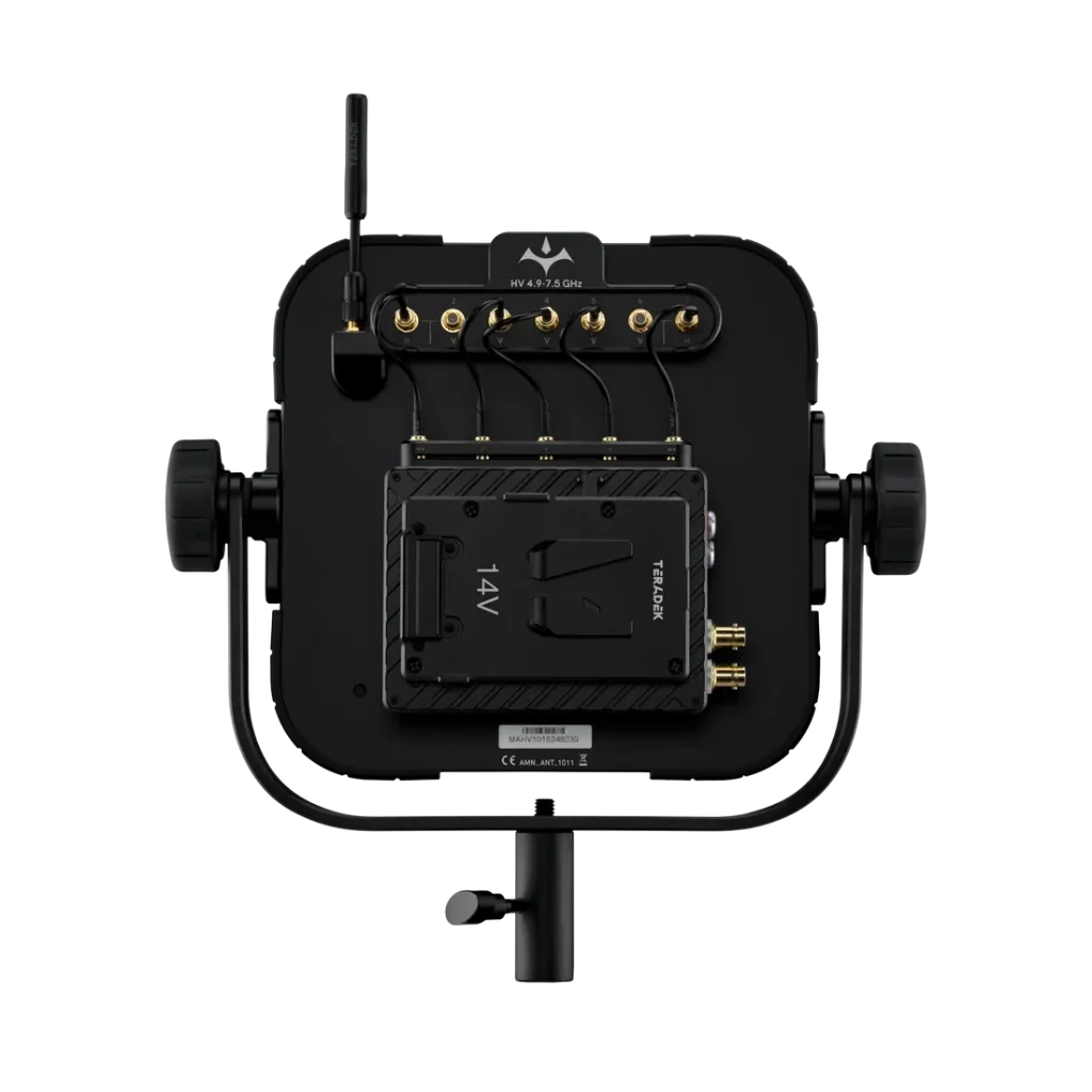 11-0888-V-AntennaArrayforBolt4K_Bolt6-V-Mount-BackH_V.webp